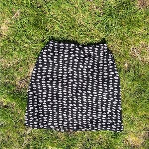 New York & Company Black and White Patterned Pencil Skirt